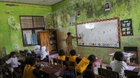 Renovasi Ribuan Sekolah: Dana Besar, Bangun Masa Depan Cerah Renovasi Ribuan Sekolah: Dana Besar, Bangun Masa Depan Cerah