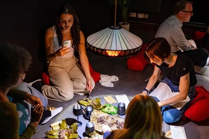 Restoran Pop-up Unik: Sajian Kuliner di Lantai, Sensasi Baru!