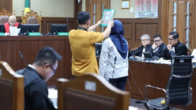 Sidang Hasto: Saeful Bahri Paksa Riezky Mundur, Harun Masiku Pengganti?