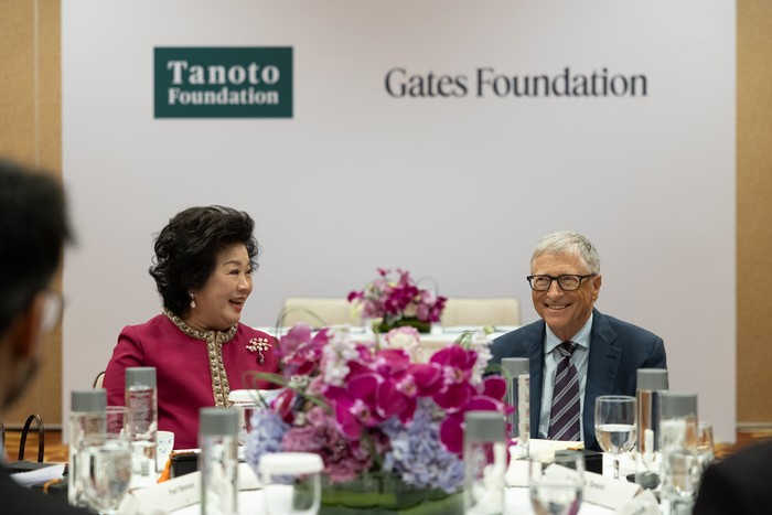 Tanoto-Gates Foundation: Solusi Gizi & Pendidikan di Asia?