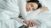 Tidur Posisi Ini? Jantung Sehat, Bisnis Cerdas!