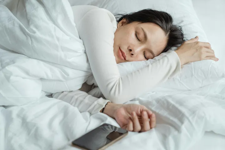 Tidur Posisi Ini? Jantung Sehat, Bisnis Cerdas!