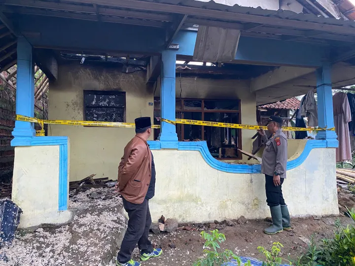 Tragedi Kebakaran Majalengka: Petani Tewas Selamatkan Uang