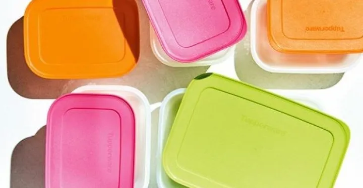 Tupperware Tutup di Indonesia: Penyebab Kejatuhan Raksasa Plastik Ini?