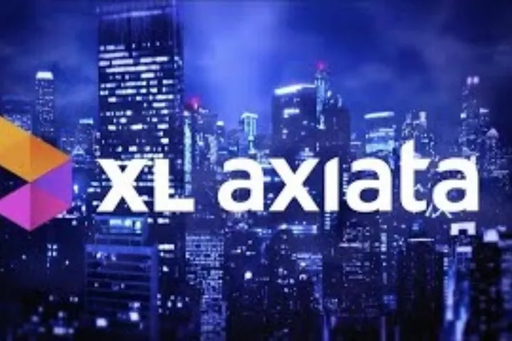 XLSmart: Axiata & Sinar Mas Pacu Digitalisasi Indonesia