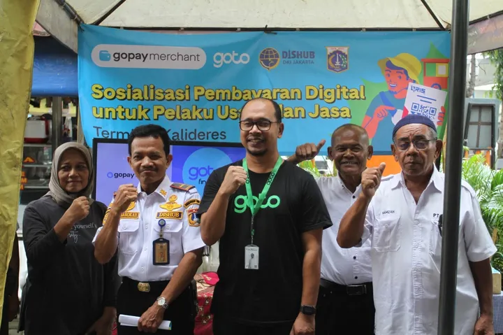 GoPay: Digitalisasi Terminal Kalideres, Mudik Lancar Tanpa Antri