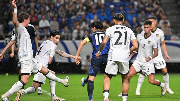 Jepang Hancurkan Indonesia 3-0: Babak Pertama Mengejutkan
