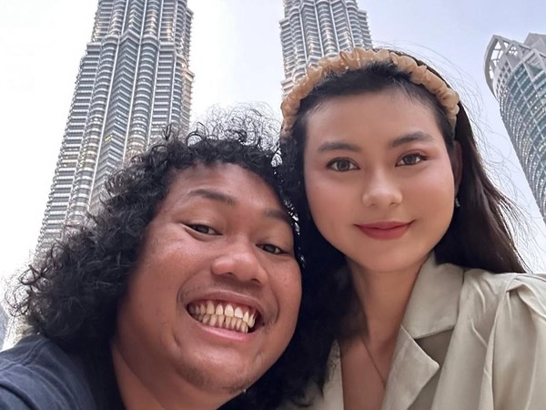 Kado Ultah Marshel Widianto Bikin Cesen Menangis Haru