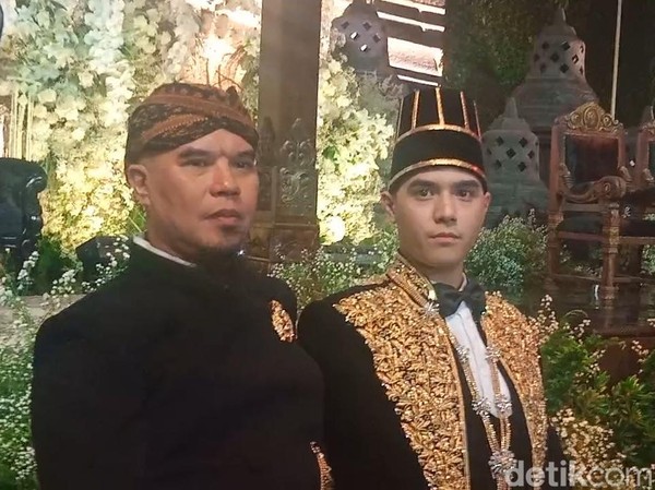 Pernikahan Mewah Al Ghazali: Ahmad Dhani Realisasikan Impian Putra