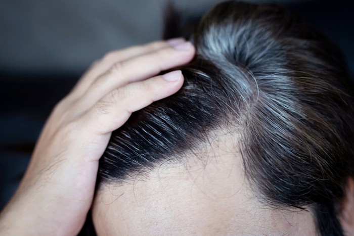 Rahasia Rambut Hitam? Makan Sayur Cegah Uban Tumbuh