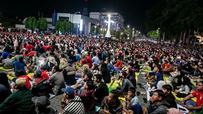 Ribuan Warga Solo Padati Balai Kota, Saksikan Jepang vs Indonesia